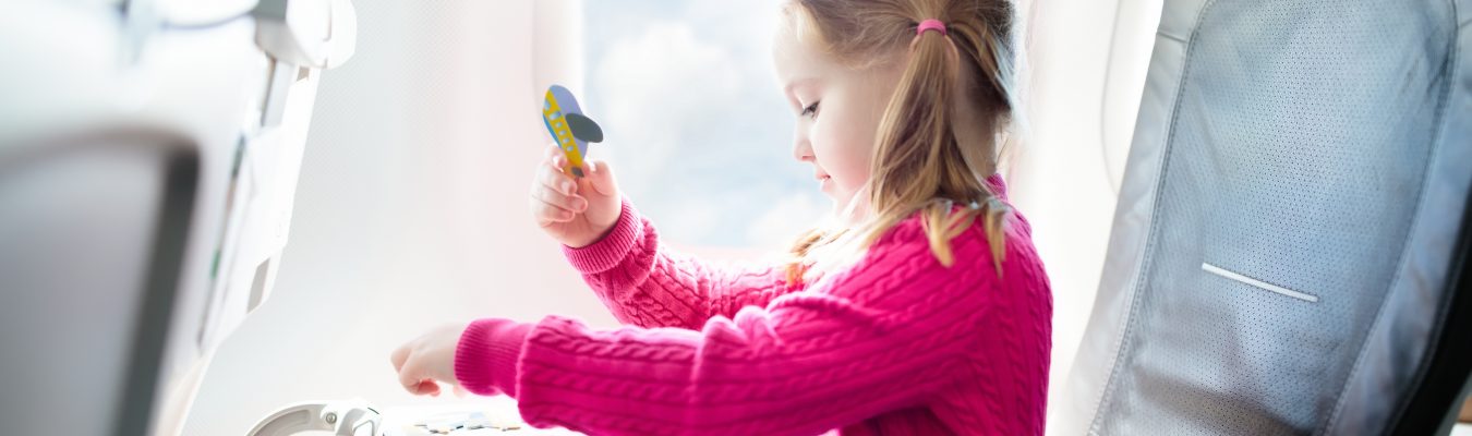 7 essentiels pour voyager avec bébé et enfants
