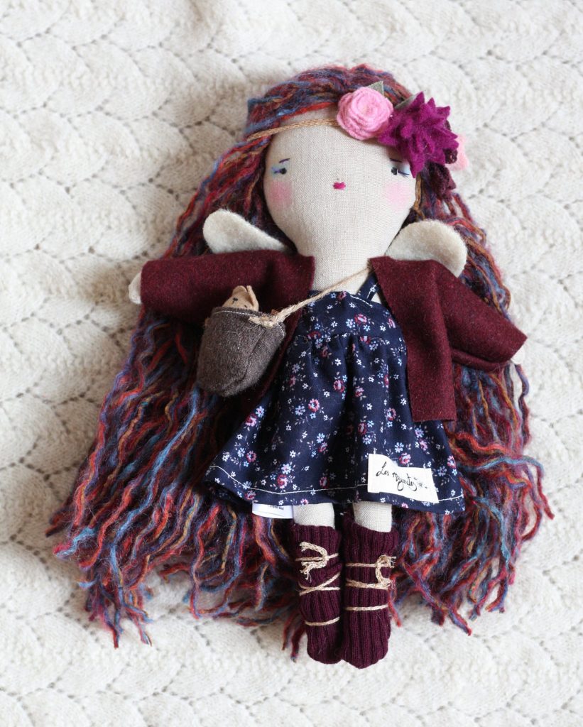 Poupée De Chiffon Ragdoll – 35 Cm – Peluche Super Douce – Fait Main – Cheveux Blonds, Yeux Brodés – Décoration Et Câlin – Cadeau Enfant